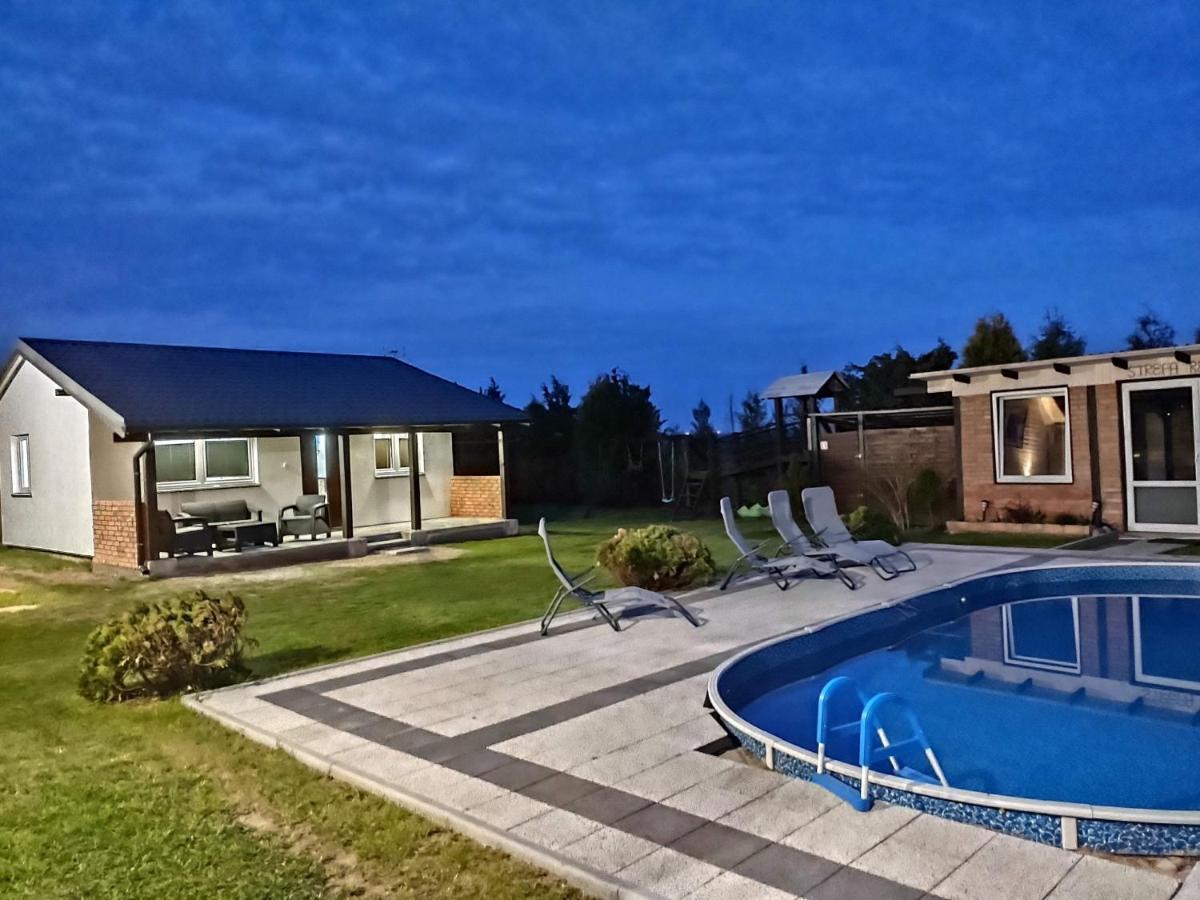 Domek Parterowy Apartamentowy Ostoja Rewal Luaran gambar